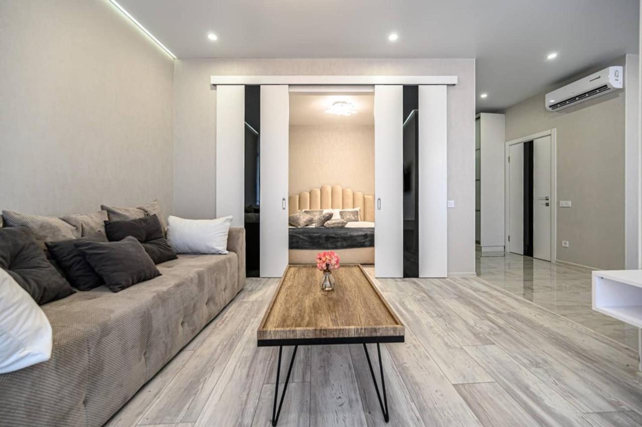 Комфортные Апартаменты 36 Жемчужина Odesa Exterior photo