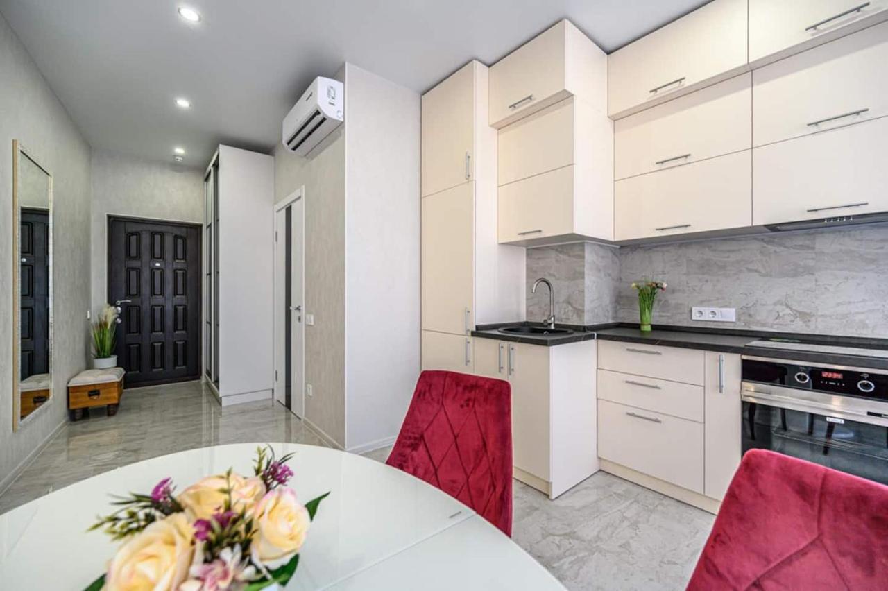 Комфортные Апартаменты 36 Жемчужина Odesa Exterior photo