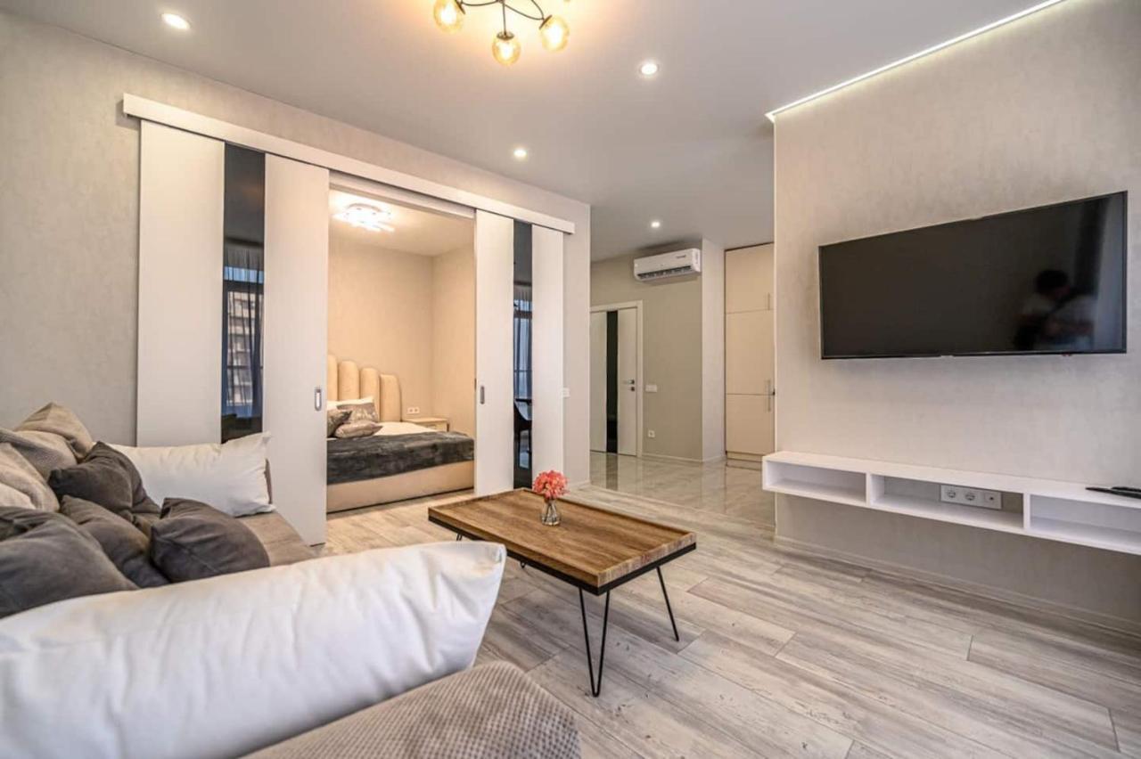Комфортные Апартаменты 36 Жемчужина Odesa Exterior photo